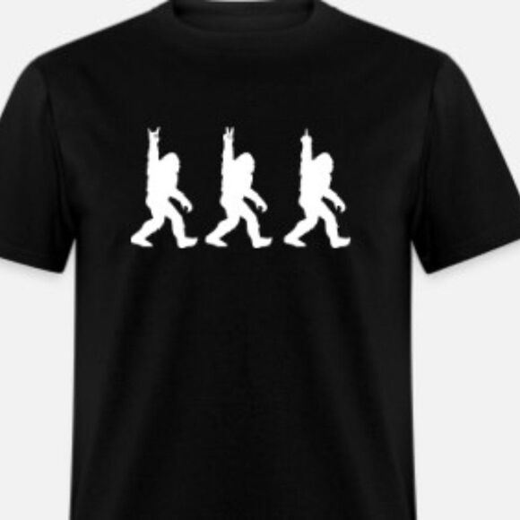 Bigfoot friends Shirt - Picture 1 of 1